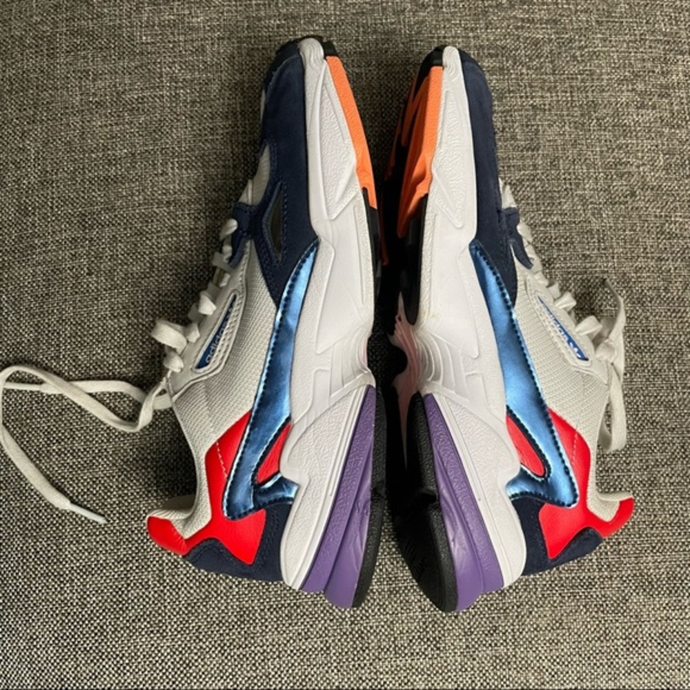 Adidas Falcon Retro Sneakers Size 7 - Picture 6 of 10